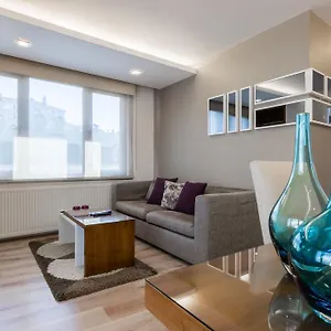 Aura 2*, Istanbul Turkey