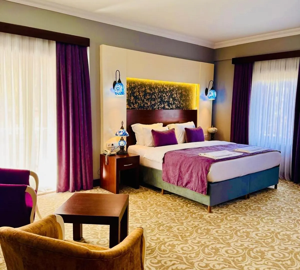Pamukkale Whiteheaven Suite Hotel